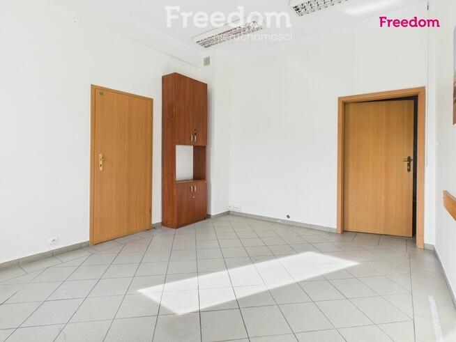 Biura do wynajęcia – 5 lokali od 11 do 200 m²