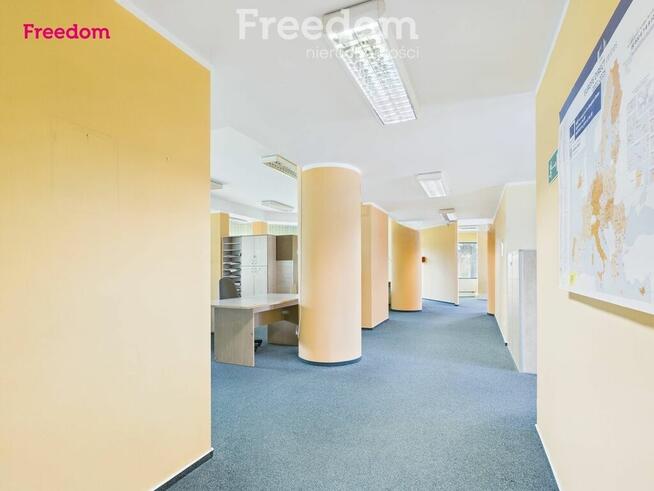 Biura do wynajęcia – 5 lokali od 11 do 200 m²