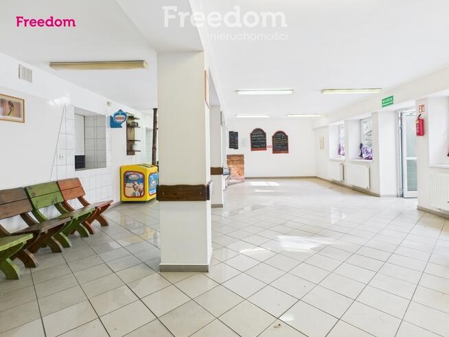 Lokal gastronomiczny 152 m² w biurowcu