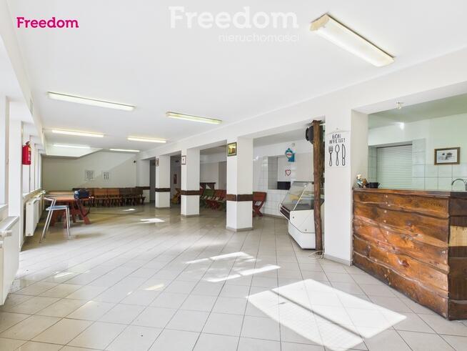 Lokal gastronomiczny 152 m² w biurowcu