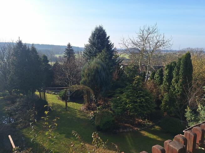 Sprzedam zadbany dom z pięknym ogrodem