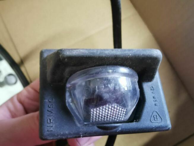 Części do Fiat 126p lusterko lampa zamek wkładka