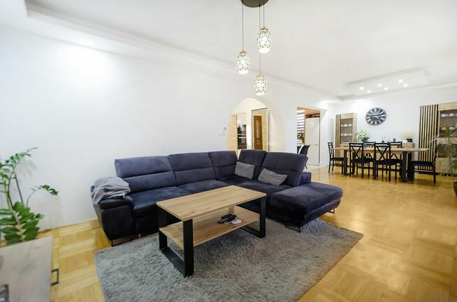 Dom w Maćkowicach – Komfort, przestronność i nowoczesne rozw