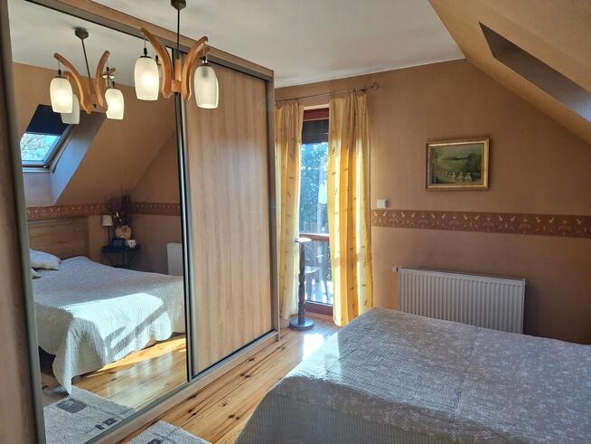 Sprzedam zadbany dom z pięknym ogrodem