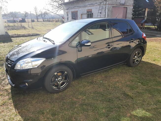 Sprzedam Toyote Auris 2011rok