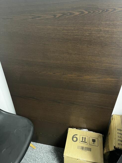 Sprzedam stół brązowy rozkładany 140x85