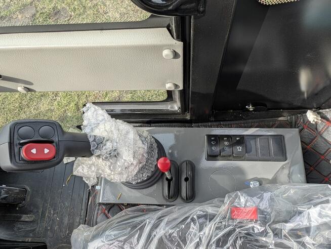 Ładowarka przegubowa HORNET HMA806 Promocja bogate wyposażen