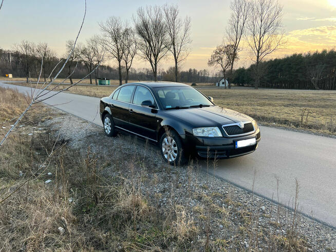 Skoda Superb 2.0 TDI Limousine Comfort 2006r. Polift
