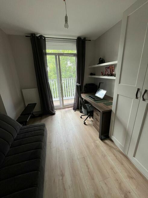 SPRZEDAM PRZESTRONNE MIESZKANIE 76m2, 3 BALKONY, 2 ŁAZIENKI