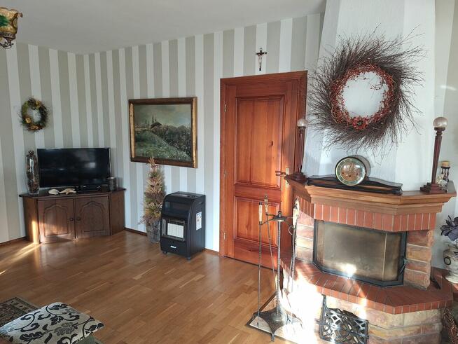 Sprzedam zadbany dom z pięknym ogrodem