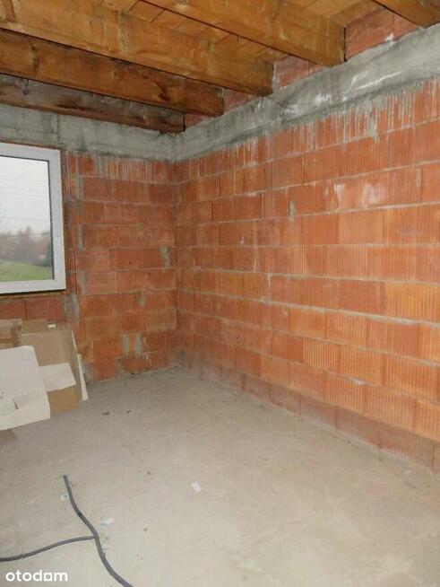 Syndyk sprzeda dom z działką