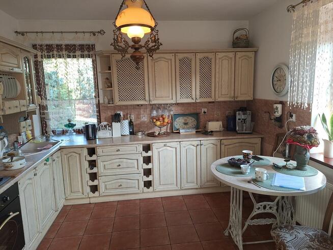 Sprzedam zadbany dom z pięknym ogrodem