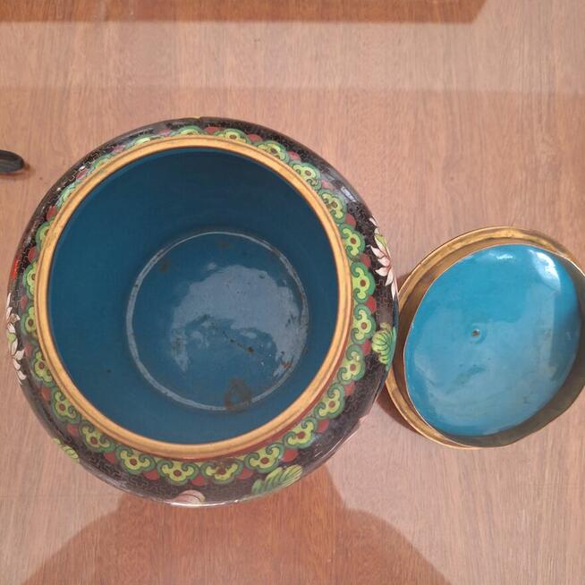 pojemnik z pokrywką