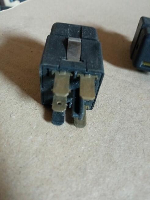 Włącznik świateł przeciwmgłowe przód opel astra F