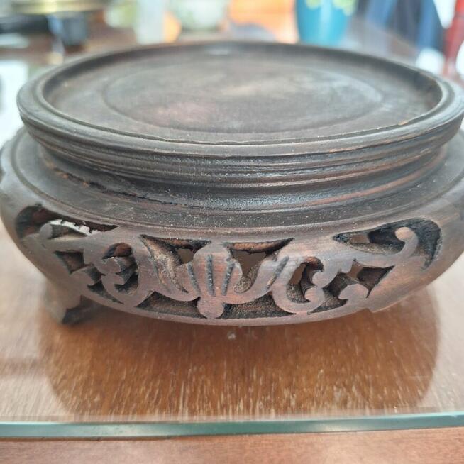 Drewniana podstawka pod dzbanek