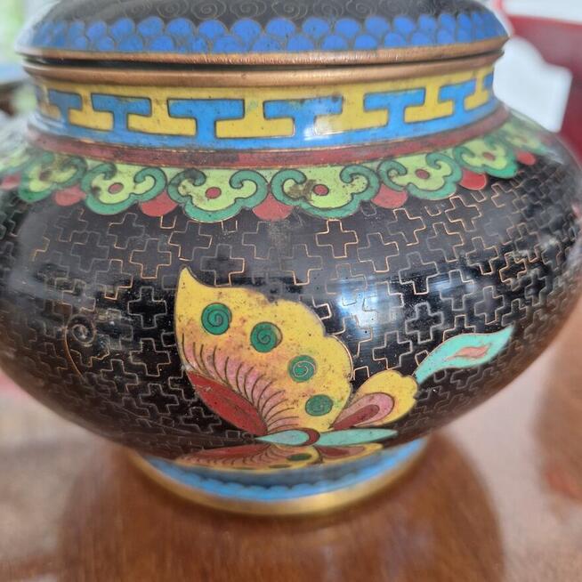 pojemnik z pokrywką