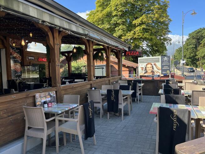 Kelnerka Restauracja Rabarbar Krynica Morska