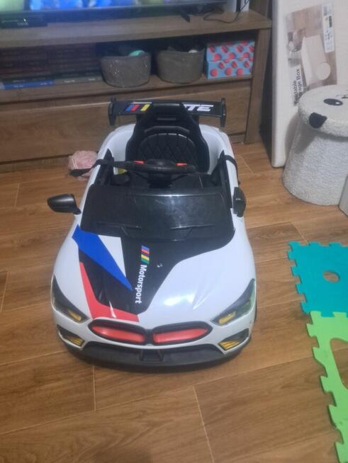 Samochód elektryczny