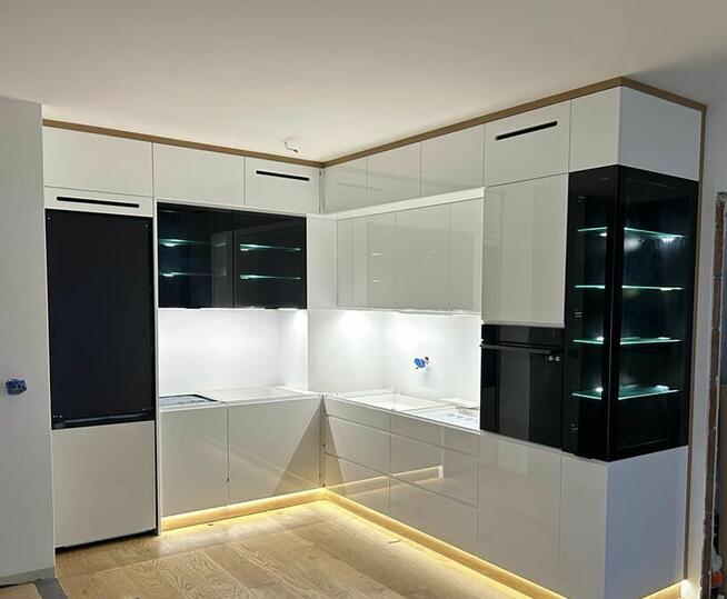 Produkcja i montaż Mebli na wymiar