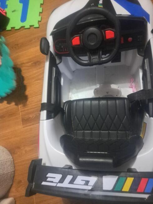 Samochód elektryczny