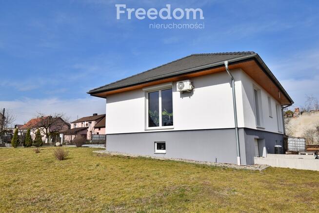 Nowoczesny, klimatyzowany dom parterowy z garażem