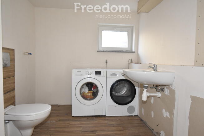 Nowoczesny, klimatyzowany dom parterowy z garażem