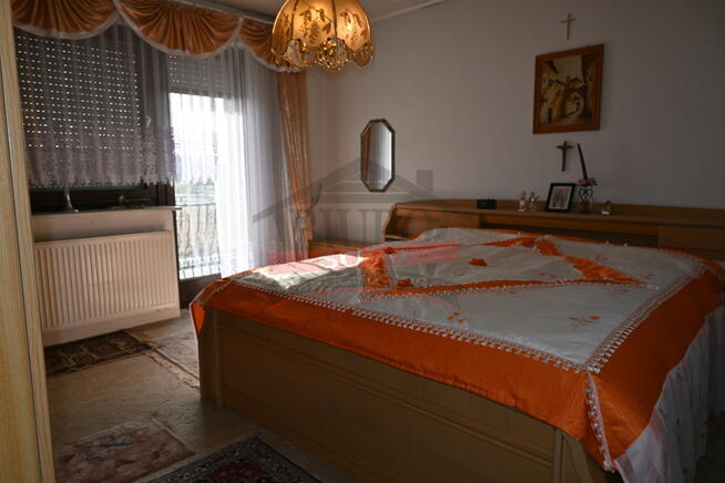 TURAWA/Rzędów/Dom do zamieszkania na 11a działce!