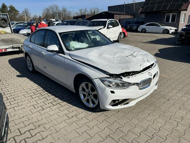 BMW 320 Modern Line Kamera Skóra Xdrive 184KM