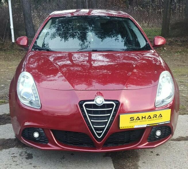 Alfa Romeo Giulietta skórzana tapicerka, piękny kolor- wiśnia, GWARANCJA.