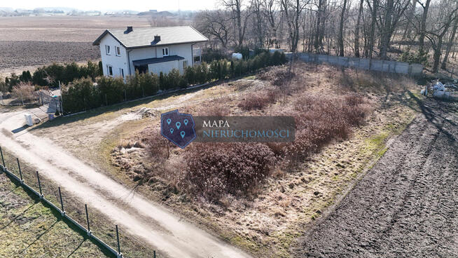 Działka budowlana – Fabianki,