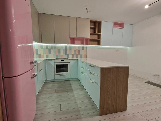 Meble na wymiar ; kuchnie na wymiar ; zabudowa meblowa