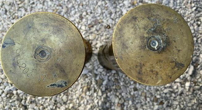 Sztuka okopowa 2 x łuska flakon I WŚ