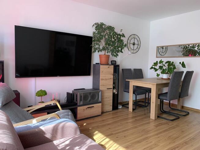 Dom z budynkiem gospodarczym na sprzedaż