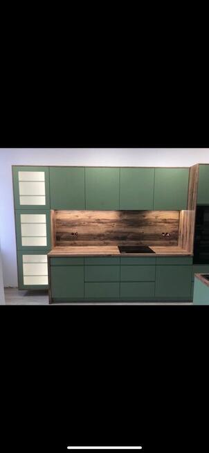 Produkcja i montaż Mebli na wymiar