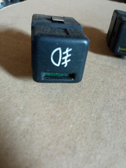 Włącznik świateł przeciwmgłowe przód opel astra F