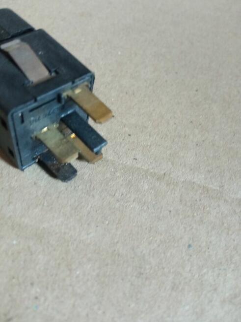 Włącznik świateł przeciwmgłowe tył opel astra F