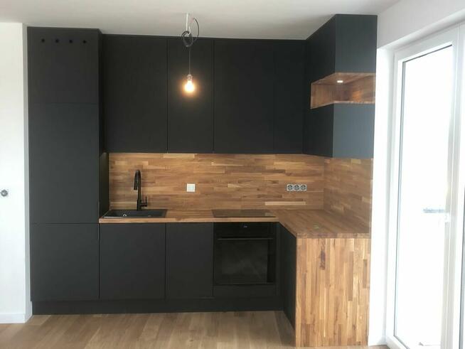 Produkcja i montaż Mebli na wymiar