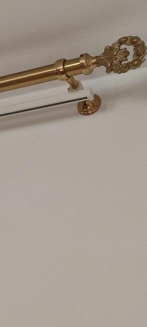 balustrady ,okapy, zlewy kompozytowe ,małe umywalki, dywany