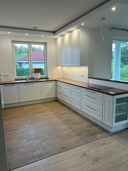 Produkcja i montaż Mebli na wymiar