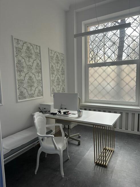 Oferujemy do podnajmu w pełni wyposażone gabinety lekarskie!