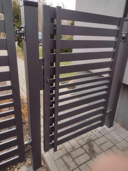 Nowoczesne ogrodzenia palisadowe producent bramy furtki