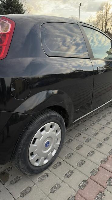 Sprzedam Fiata Grande Punto 2005 r. 1.4 benzyna