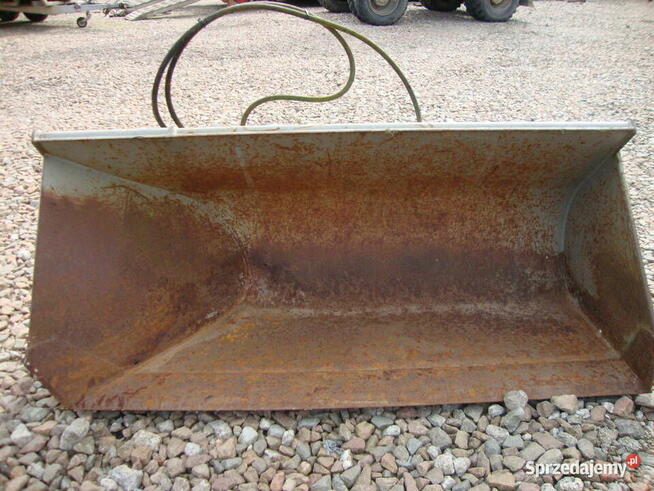 łyżka z bocznym wysypem ATLAS (nie używana)