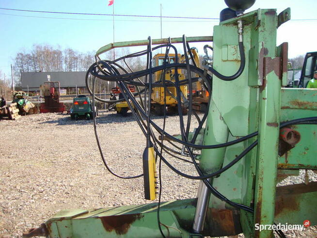 przyczepa hakowiec WAF do ciągnika