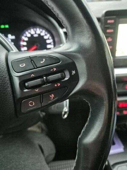 Auto osobowe Kia stonic