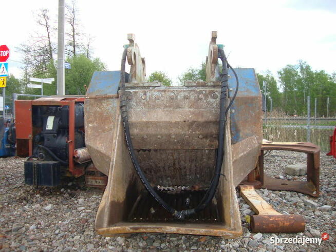 łyżka krusząca MB BF 70.2 do koparki 15-20 ton kruszarka