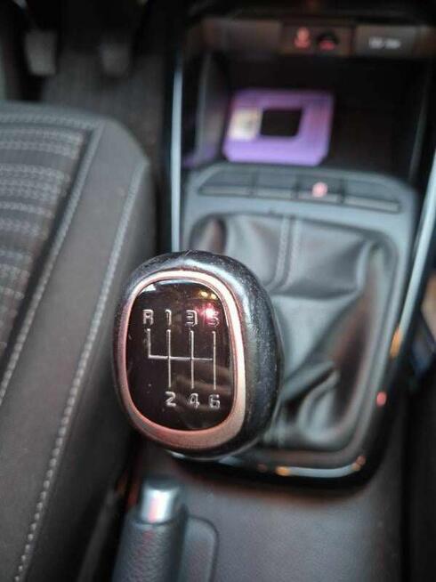 Auto osobowe Kia stonic