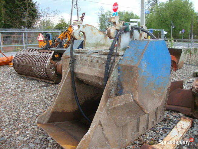 łyżka krusząca MB BF 70.2 do koparki 15-20 ton kruszarka