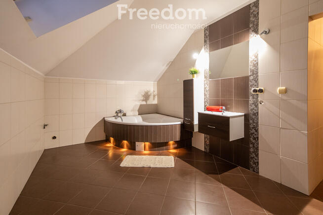 Przestronny dom w spokojnej dzielnicy, Mława