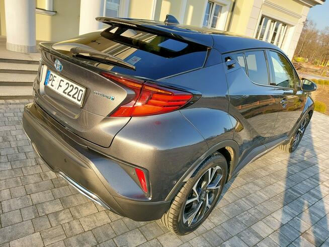 Toyota C-HR 2.0 hybryd Business Edition climatronic kamera grzane fotele